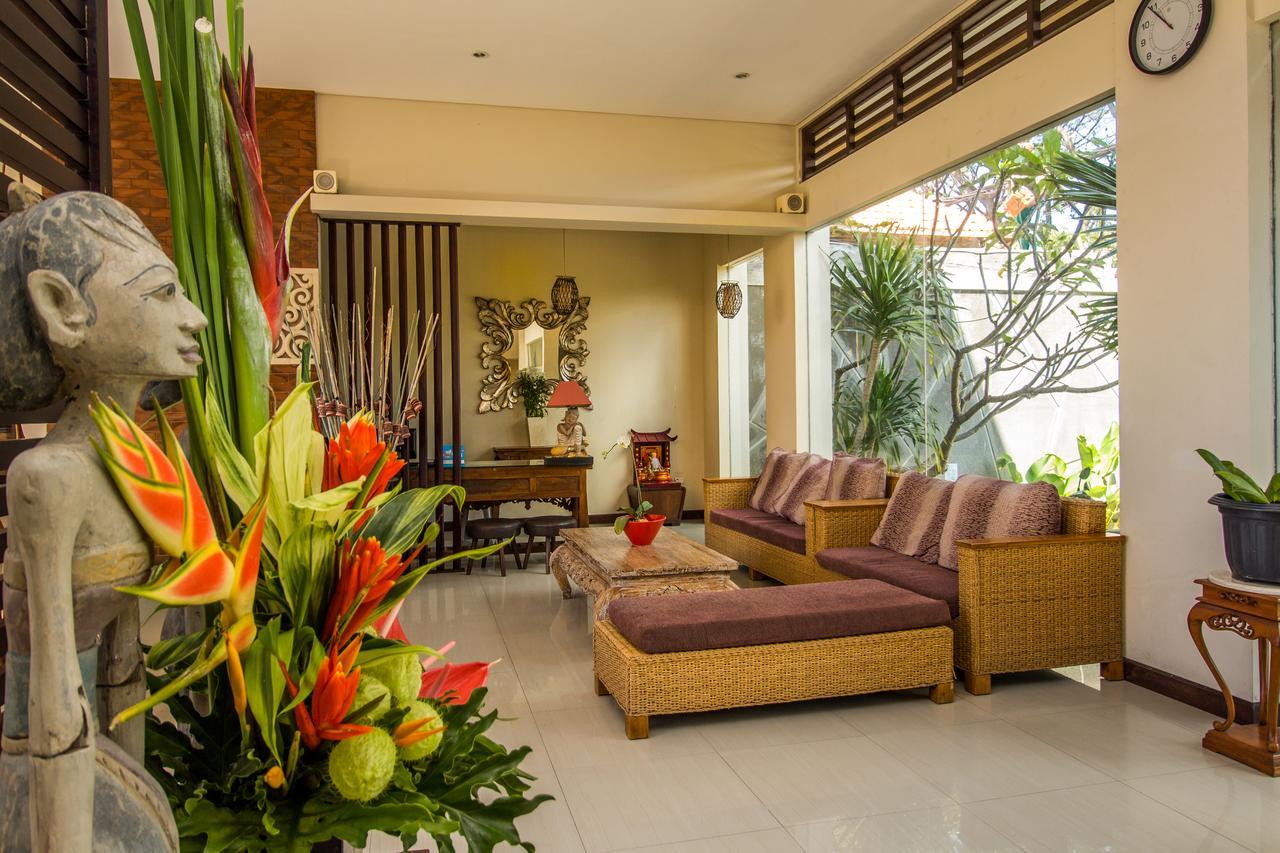 Svarna Suites Seminyak Exterior photo